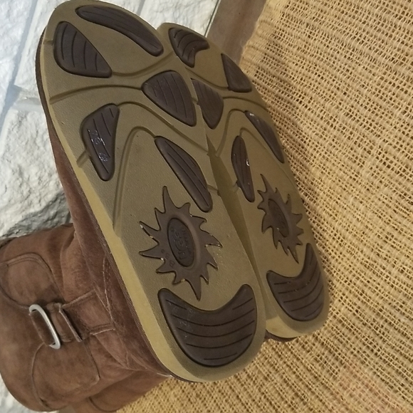 UGG Australia Cargo III 3 Tall Boots Brown Buckle Side Zipper size 7 Style #5132 - Picture 9 of 13